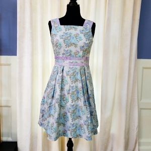 Ivy + Blu Apron-style Sundress, size 6